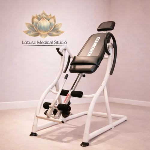 Kiromed Zéta gerincnyújtó pad mozgásszervi rehabilitációhoz a Lótusz Medical Stúdióban